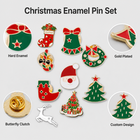 Épingles de Noël personnalisées en émail 2D OEM, badges de fête en métal émaillé dur, broches de revers, ensemble cadeau Père Noël, sapin, couronne, chaussette