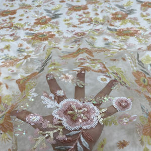 ชุดเดรสผู้หญิงลายดอกไม้หลากสีปักเลื่อมผ้าปักลูกปัดแบบกี่เพ้า - Product Image 2