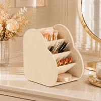 Boîte de rangement en cuir PU de luxe léger en forme de cœur avec séparateurs, doublure en velours, organisateur portable pour télécommandes et accessoires de bureau