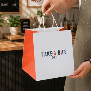 Bolsa de Papel Kraft Biodegradable y Reciclable con Logotipo Personalizado Impreso en Offset para Restaurante de Hot Dogs y Hamburguesas - Product Image 6