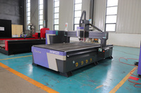 Routeur CNC Acctek Haut de Gamme 1325 1530, Machine de Fabrication de Portes d'Armoires en Bois CNC 5*10FT, Machine de Gravure de Meubles en Contreplaqué