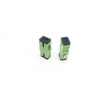 Adaptador de fibra SC/LC/FC/ST con obturador PBT/conector de fibra de material de PC brida de fibra de baja pérdida de inserción de buena calidad