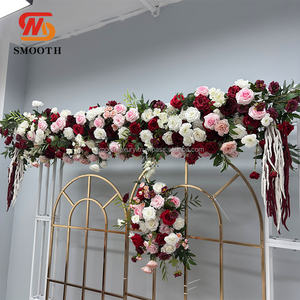 Fondo hecho a mano de flores artificiales para decoración de boda - Product Image 3