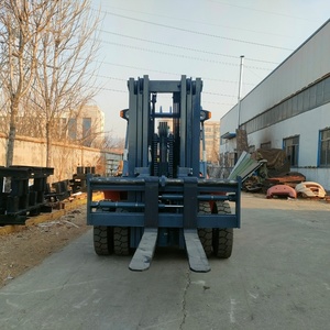 China Empilhadeira Diesel Empilhadeira 10 Ton com Garfo Posicionador Bale Clamp Cor Personalizada e Motor Garantia de 1 Ano - Product Image 6
