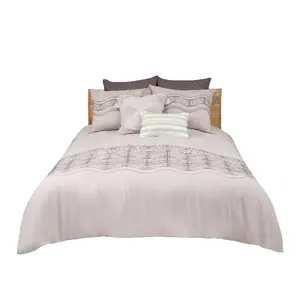 Factory Manufacturer Bedding Sets Embroidered Hotel Bed Linen Bedding Set