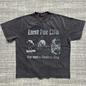 T-shirt Homme MC BUILD Coupe Classique en Coton Premium Épais Effet Vieilli et Usé avec Imprimé Vintage et Effet Patch - Product Image 1