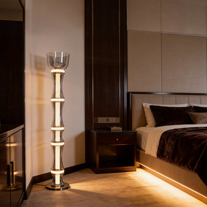 Nordic unico Stand lampada da terra <span class=keywords><strong>luce</strong></span> decorativa per la casa Hotel Lobby lampada da terra in vetro per soggiorno arredamento di lusso - Product Image 1