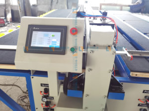 Semi-automatic CNC Laminated <strong>Glass</strong> Cutting <strong>Machine</strong> with <strong>Glass</strong> Loading and <strong>Unloading</strong> Function - Product Image 5