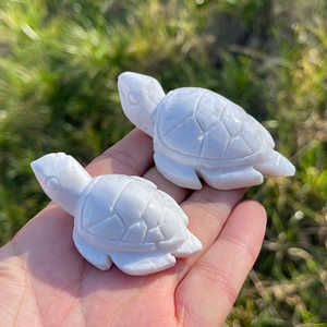 تماثيل حيوانات منحوتة من الأحجار الطبيعية الشافية بالجملة، سلحفاة كريستالية من العقيق الأبيض للديكور - Product Image 2