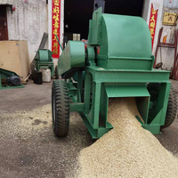 Broyeur à bois mobile haute performance de type PTO fabriqué en Chine, déchiqueteuse à bois économique avec moteur et pompe à roulement, à vendre