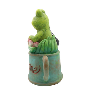 Figurine de <span class=keywords><strong>grenouille</strong></span> solaire en résine écologique de 9,84 pouces avec lanterne LED et arrosoir de bienvenue pour la décoration de jardin extérieur - Product Image 5