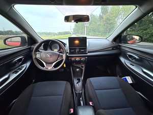 Véhicule d'occasion à vendre <span class=keywords><strong>Toyota</strong></span> <span class=keywords><strong>YARiS</strong></span> L <span class=keywords><strong>Yaris</strong></span> 1.5E <span class=keywords><strong>Dynamic</strong></span> Edition Automatique 2015 <span class=keywords><strong>Toyota</strong></span> Hatchback Voiture en stock - Product Image 6