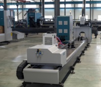 Machine de découpe laser industrielle à prix abordable LX62TD, machine de découpe laser de tubes à biseauter 1000W-6000W pour tuyaux et tubes métalliques