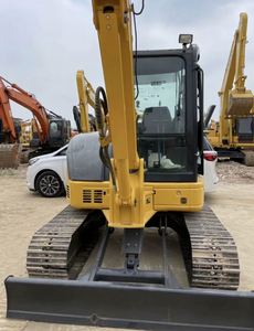 Excavatrice Komatsu Pc55 d'occasion, 5,5 tonnes, mini, avec godet, certifiée CE, prix bas, machine provenant du Japon, moteur Cummins - Product Image 3