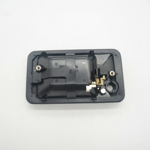 Poignée de porte de <span class=keywords><strong>camion</strong></span> Sitrak pour Howo T5G Prix de <span class=keywords><strong>camion</strong></span> <span class=keywords><strong>pas</strong></span> <span class=keywords><strong>cher</strong></span> pour accessoires de <span class=keywords><strong>camion</strong></span> pour pièces de carrosserie Sinotruk Pièce de moteur de <span class=keywords><strong>camion</strong></span> Howo - Product Image 2