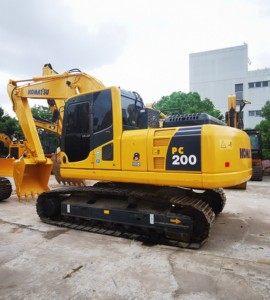 La vente bon marché 20ton a utilisé l'excavatrice PC200-8 de chenille de <span class=keywords><strong>KOMATSU</strong></span> avec le moteur 103kw original dans shanghai - Product Image 3