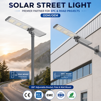 Lampu Jalan Tenaga Surya dengan Sensor Gerak, Braket Dapat Disesuaikan 180 Derajat, Tahan Air IP66 untuk Pemasangan di Tiang