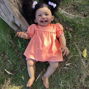 Poupée Reborn Noire en Silicone R&B Chucky Finished Newborn Muecas, modèle de jouet en peluche afro-américain pour fille - Product Image 5