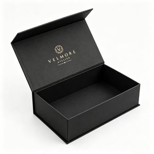 Caja de Regalo Magnética Negra Grande Personalizada y Reciclable de 360 mm para Recuerdos de Boda, Empaque de Papel Rígido con Cierre Magnético y Cinta - Product Image 2