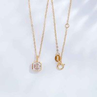 Collana con Pendente in Oro Giallo 18K con Diamante Coltivato in Laboratorio Taglio Principessa, Gioiello Minimalista Prismatico alla Moda per Donne