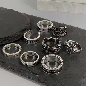Anel de Cobre Branco Unissex Kluo Xin com Design Punk de Cruz, Joia para Casal, Estilo Ousado e Atemporal, Estética de Anel de Sepultura, Tendência Instagram - Product Image 2