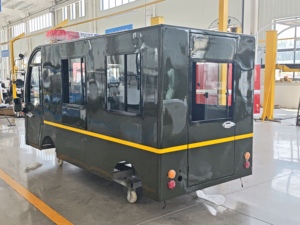 Véhicule spécial pour l'escorte des prisonniers de guerre - personnalisable - Product Image 2