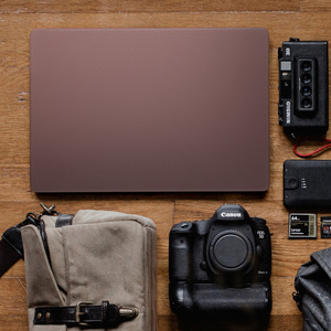 Biểu Tượng Tùy Chỉnh Đầy Đủ Hạt Da Chính Hãng PU Vỏ Cứng Phong Cách Bảo Vệ Máy Tính Xách Tay Túi Đối Với Apple Macbook Pro 16 Trường Hợp Máy Tính - Product Image 4