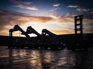 SANY SRSC45H85A 45 Ton <span class=keywords><strong>Reach</strong></span> <span class=keywords><strong>Stacker</strong></span> Tyre Wheel <span class=keywords><strong>Reach</strong></span> <span class=keywords><strong>Stacker</strong></span>ため<span class=keywords><strong>Port</strong></span> - Product Image 5