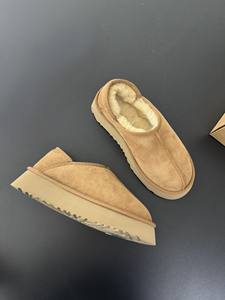 Zapatos de Marca de Diseñador 2025, Venta al por Mayor, Botas de Nieve de Plataforma con Peluche, Modernas y Lindas para Invierno, Pantuflas Térmicas Antideslizantes para Otoño - Product Image 2