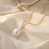 Chaîne à maillons plaquée or avec une seule perle baroque véritable cultivée en eau douce, collier de perles