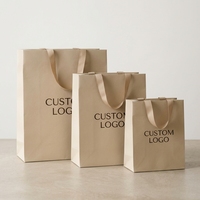 Sac de courses en carton écologique avec finition laminée et logo en feuille d'or, emballage de luxe personnalisé pour mariage et cadeaux