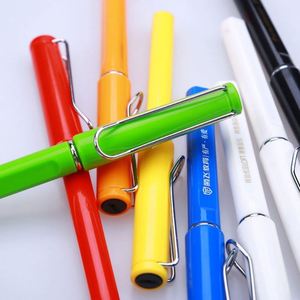 Stylos à bille publicitaires de haute qualité avec logo personnalisé, pour signature professionnelle - Product Image 2