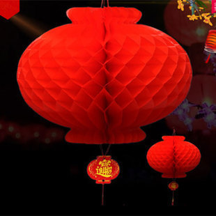La Tradizionale Lanterna Rossa Cinese Decorata Per Il Capodanno Cinese