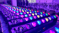 Barre de lumière LED mobile Fullcolor 10*40W RGBW 4-en-1 avec effet de poursuite pour DJ, concerts, événements, spectacles et éclairage de scène