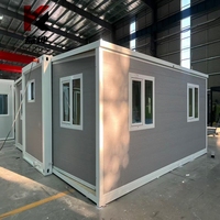 Cabane de glamping extensible à double aile couleur sable chaud 20ft 30ft 40ft pour complexe hôtelier extérieur et Airbnb
