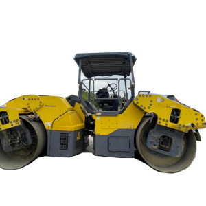 Rouleau compresseur d'occasion Dynapac CC6200 Moteur Cummins à forte puissance, démarrage en douceur et arrêt en douceur, excellente planéité de la surface de la route - Product Image 1