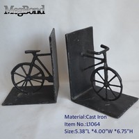 Fonte pour serre-livres de vélo Figurine de sculpture en métal noir unique pour la décoration de table serre-livres de vélo artisanat