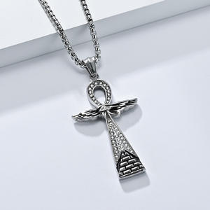 Hip Hop Iced Out CZ Religioso Anka Cross Impermeable 316L Pvd Acero inoxidable Joyería de moda Collares colgantes para hombres al por mayor - Product Image 4