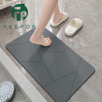 Tapis de bain rectangulaires modernes de luxe écologiques en terre de diatomée gravée, solides, à absorption rapide de l'eau, séchage rapide, fabriqués à la machine
