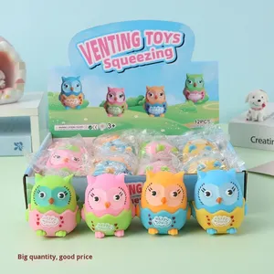 Peluche Hibou Douce à Presser avec Option Logo/Texte Personnalisé - Jouet Anti-Stress Créatif en Forme d'Animal pour le Bureau et les Cadeaux - Product Image 1