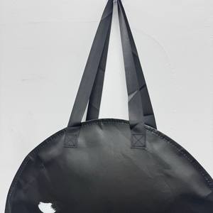 Sac de shopping circulaire en PP tissé laminé minimaliste tendance avec poignées renforcées pour un look urbain et des courses en ville - Product Image 4