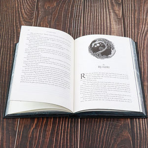 Libro de Novela de Fantasía Oscura con Tapa Dura y Bordes Pintados, Edición Especial con Diseño de Dragón, Fabricante de Novelas de Fantasía de Dragones - Product Image 5
