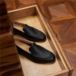 รองเท้าโลฟเฟอร์ทรงสี่เหลี่ยมสำหรับผู้ชาย ฤดูใบไม้ผลิ แบบเย็บ Goodyear  ผูกเชือก ระบายอากาศ น้ำหนักเบา กันลื่น สไตล์ธุรกิจ บริติช แคชชวล หุ้มข้อต่ำ - Product Image 2