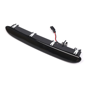 Luz de Freno Elevada para Opel Astra J 2010-2016, Tercera Luz de Freno Roja y Negra M133 24V - Product Image 4