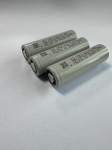 بطارية موليسيل الأصلية P50b سعة 5000 مللي أمبير، موديل INR21700-P50B، 3.6 فولت، 50 أمبير، 12C، تفريغ عالي، مقاومة داخية منخفضة، بطارية ليثيوم أيون قابلة لإعادة الشحن 21700 طراز P50B - Product Image 4