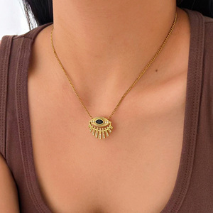 Myneck Aksesori kalung liontin manik-manik emas wanita, Aksesori baja tahan karat berlapis emas 18k perhiasan zirkon mata hitam - Product Image 3