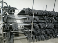 Fabriqué en Chine, le bâton de hockey sur glace en fibre de carbone ultra léger P28/P92 possède une grande élasticité et une résistance à l'usure