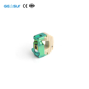 Geasure Vente en gros d'instruments chirurgicaux orthopédiques pour <span class=keywords><strong>implants</strong></span> lombaires de la colonne vertébrale, vis pédiculaire spinale 5,5/6,0 mm - Product Image 2