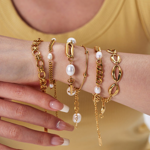 Pulsera <span class=keywords><strong>de</strong></span> Perlas Naturales <span class=keywords><strong>de</strong></span> <span class=keywords><strong>Agua</strong></span> Dulce Chapada en Oro <span class=keywords><strong>de</strong></span> 18K y Acero Inoxidable <span class=keywords><strong>de</strong></span> Lujo <span class=keywords><strong>para</strong></span> Mujer - Product Image 1
