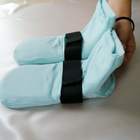 Les chaussettes de refroidissement en gel golid pour les pieds chauds peuvent être utilisées dans le traitement de la neuropathie pour réduire les symptômes de picotement